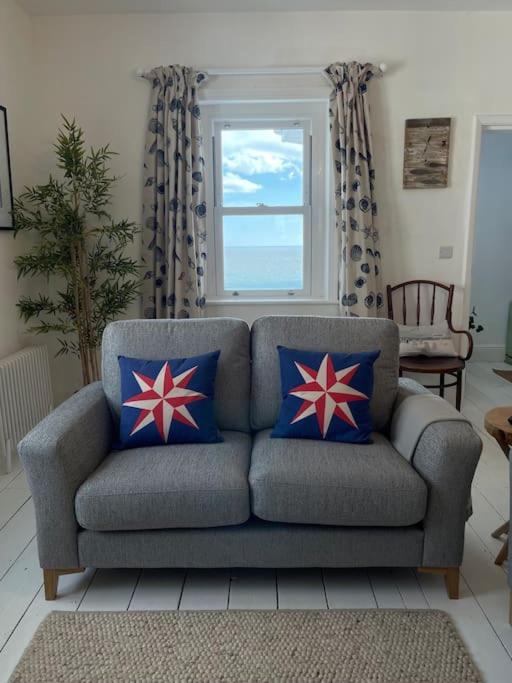 Top Deck - Fresh, Stylish Seaside Apartment 文特诺 外观 照片
